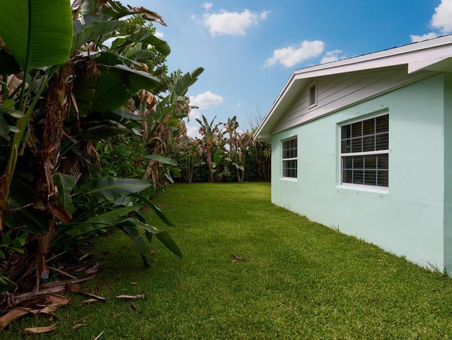 3743 NE Barbara Drive, Jensen Beach, FL 34957
