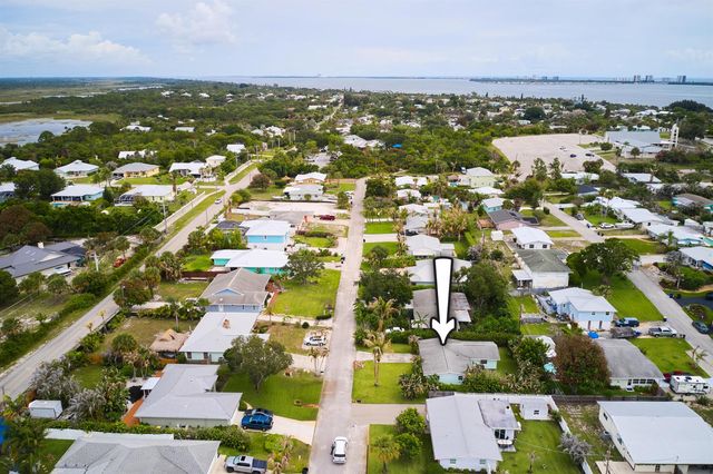 3743 NE Barbara Drive, Jensen Beach, FL 34957