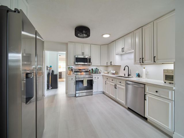 3743 NE Barbara Drive, Jensen Beach, FL 34957