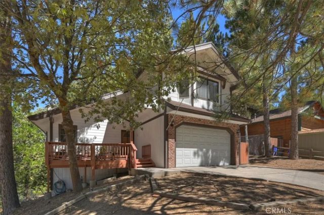 31310 Oakleaf, Running Springs, CA 92382