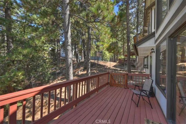 31310 Oakleaf, Running Springs, CA 92382
