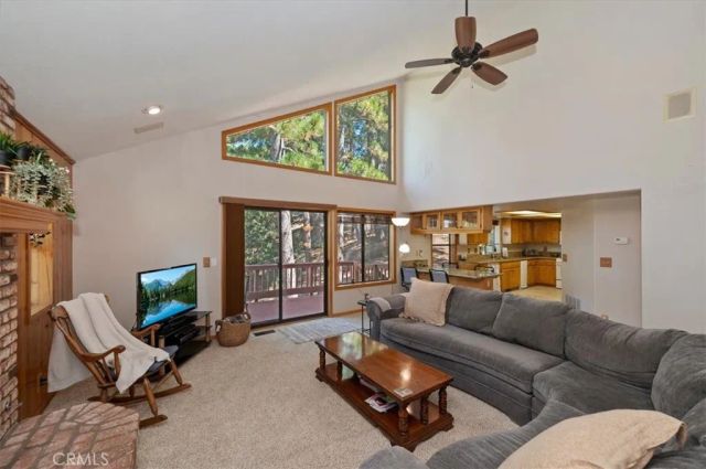 31310 Oakleaf, Running Springs, CA 92382