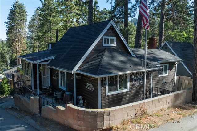 22864 Alder, Crestline, CA 92325
