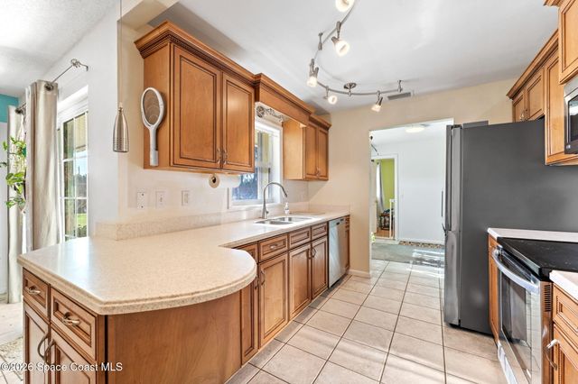 2047 Barracuda Avenue, Melbourne Beach, FL 32951