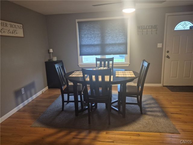 210 Pleasantview Drive, Salina, NY 13088