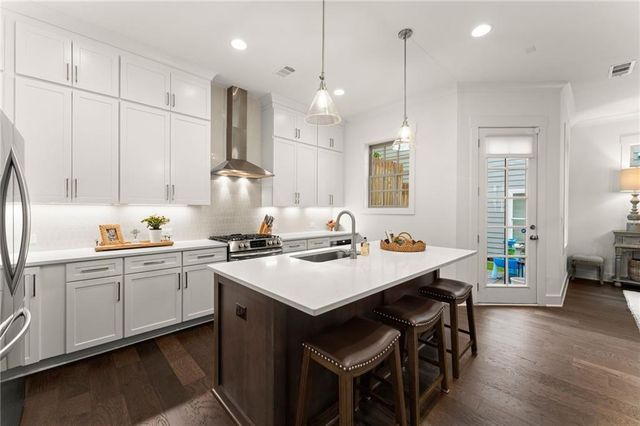 2006 Cottonwood Lane, Woodstock, GA 30188