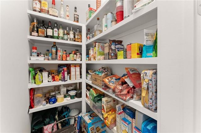 2006 Cottonwood Lane, Woodstock, GA 30188