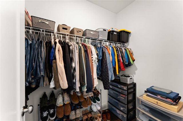 2006 Cottonwood Lane, Woodstock, GA 30188