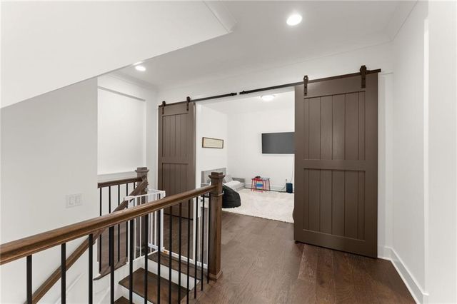 2006 Cottonwood Lane, Woodstock, GA 30188