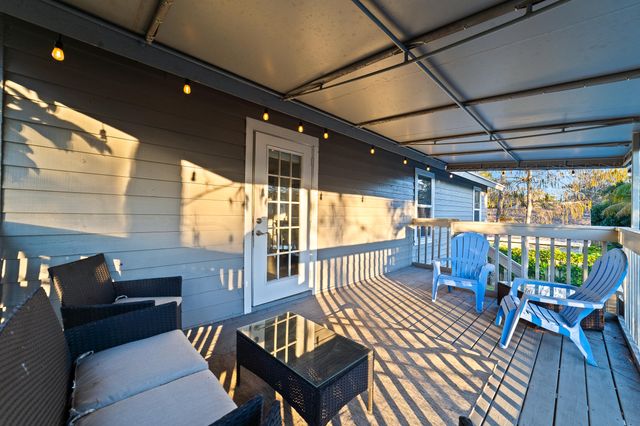 1045 Raintree Lane, Wellington, FL 33414