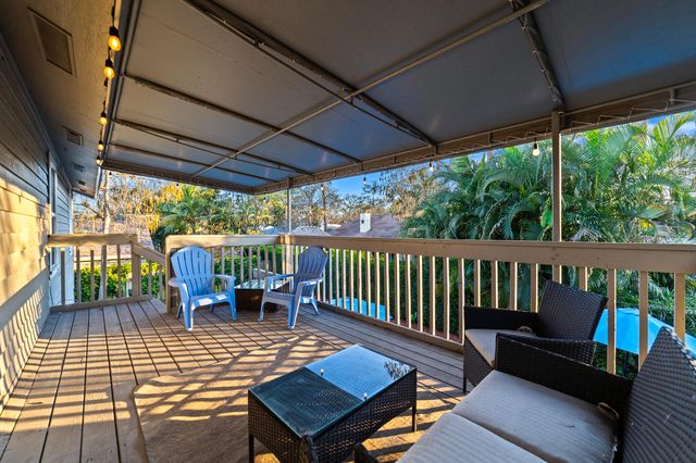 1045 Raintree Lane, Wellington, FL 33414