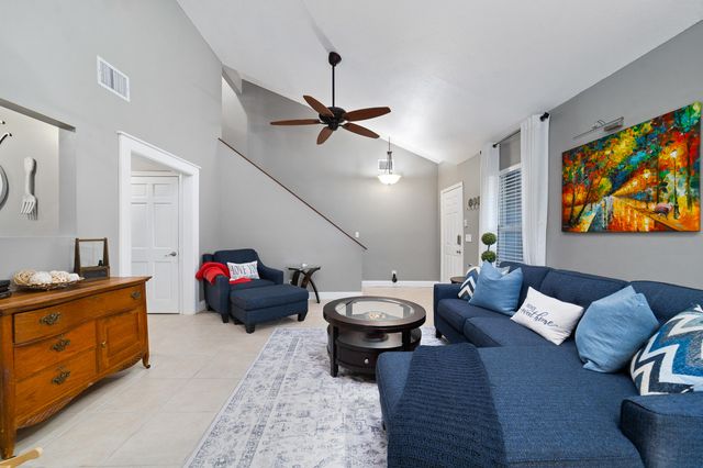 1045 Raintree Lane, Wellington, FL 33414