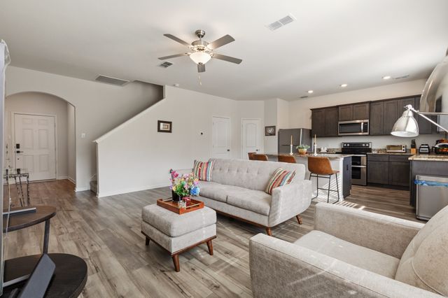 1925 Belmont Drive, Seagoville, TX 75159