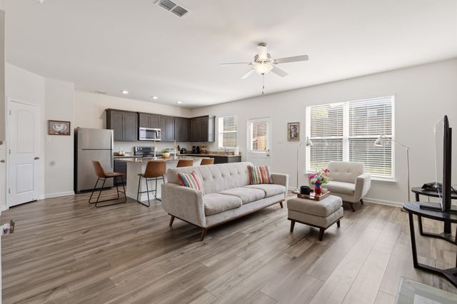 1925 Belmont Drive, Seagoville, TX 75159