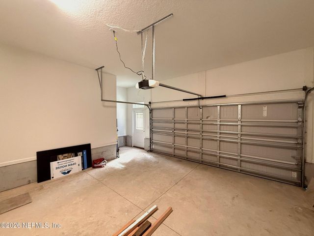 2913 FLEUR LN Lane, Jacksonville, FL 32205