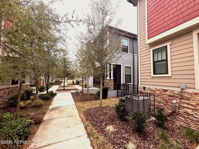 2913 FLEUR LN Lane, Jacksonville, FL 32205