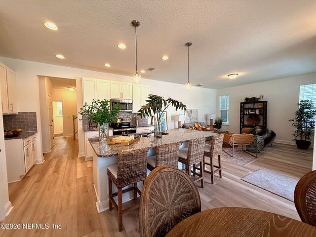 2913 FLEUR LN Lane, Jacksonville, FL 32205