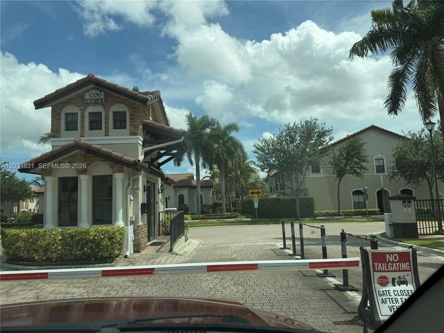 10383 NW 30th Terrace, Doral, FL 33172