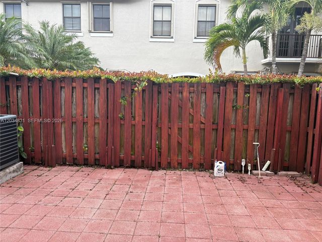 10383 NW 30th Terrace, Doral, FL 33172