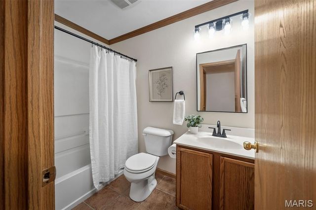 380 Crooked Creek View Lane, Moscow Mills, MO 63362