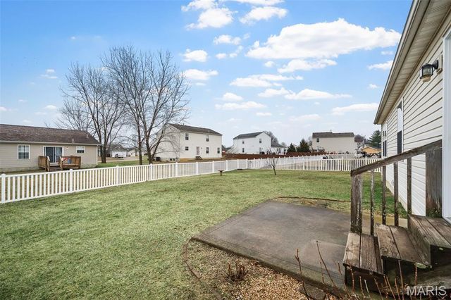 380 Crooked Creek View Lane, Moscow Mills, MO 63362