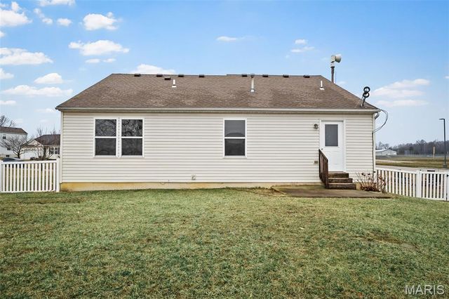 380 Crooked Creek View Lane, Moscow Mills, MO 63362