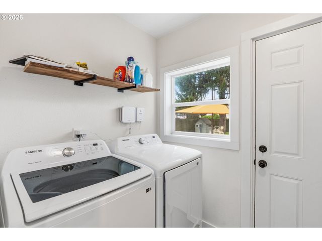 2828 FIR St, Longview, WA 98632