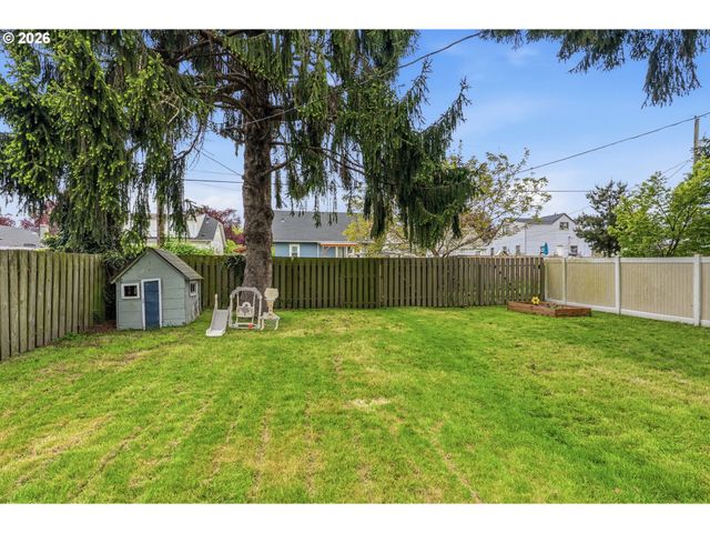 2828 FIR St, Longview, WA 98632