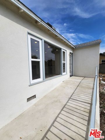 6639 Chimineas Avenue, Reseda, CA 91335