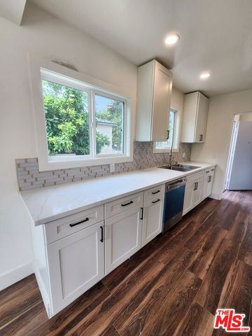 6639 Chimineas Avenue, Reseda, CA 91335