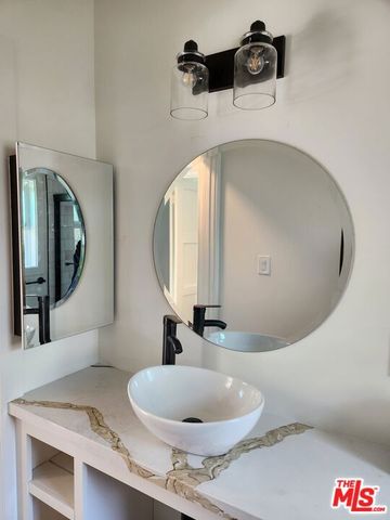 6639 Chimineas Avenue, Reseda, CA 91335