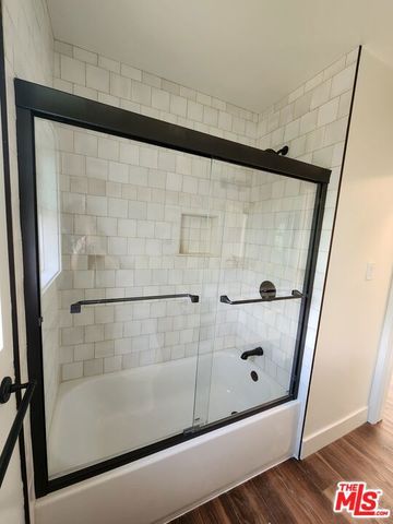 6639 Chimineas Avenue, Reseda, CA 91335