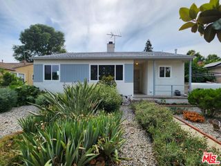 6639 Chimineas Avenue, Reseda, CA 91335