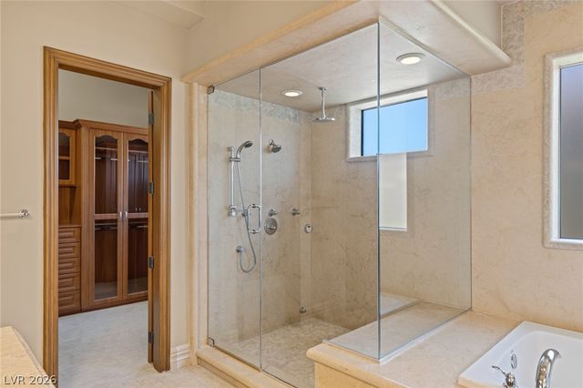 9724 Verlaine Court, Las Vegas, NV 89145