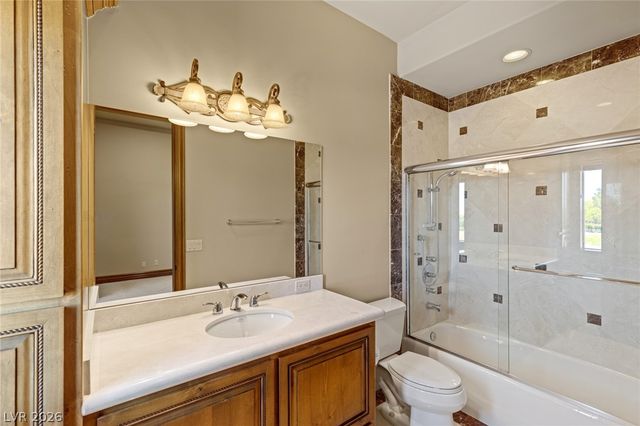 9724 Verlaine Court, Las Vegas, NV 89145