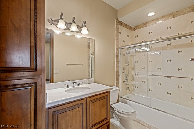 9724 Verlaine Court, Las Vegas, NV 89145