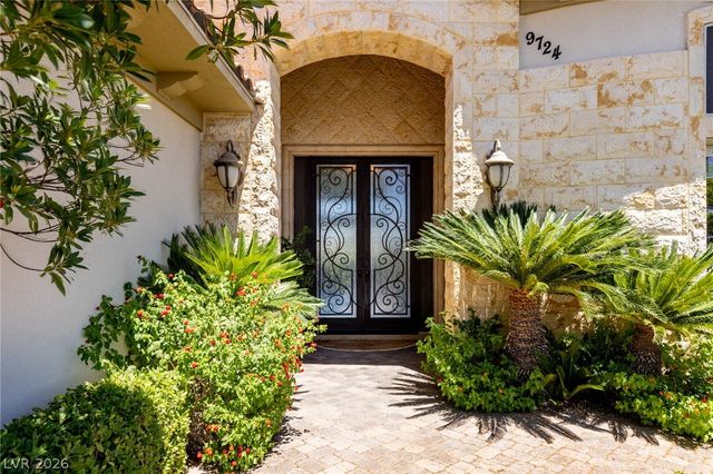 9724 Verlaine Court, Las Vegas, NV 89145