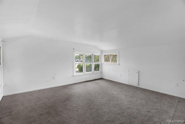 5706 Cardwell Street, Garden City, MI 48135