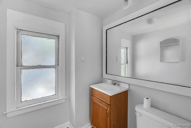 5706 Cardwell Street, Garden City, MI 48135