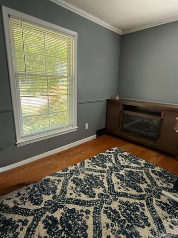 220 Bellevue Avenue, Clawson, MI 48017