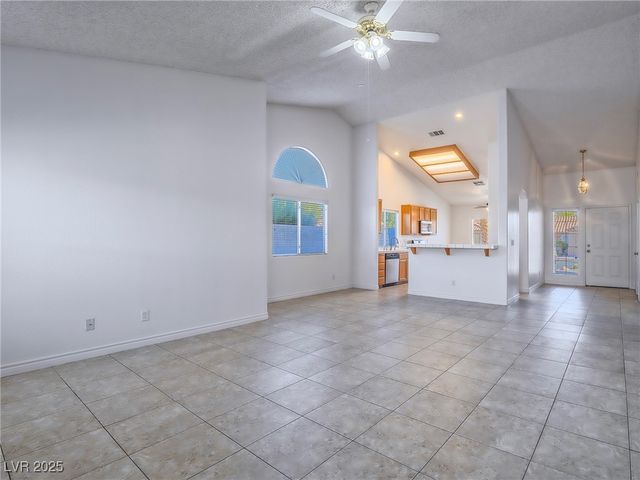 5525 Desert Valley Drive, Las Vegas, NV 89149