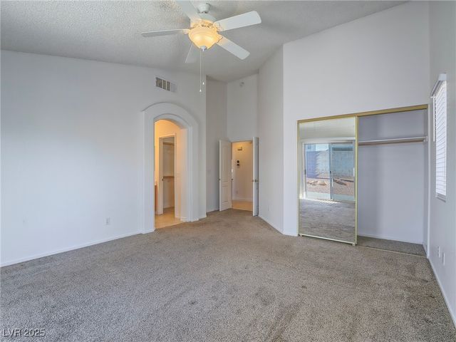 5525 Desert Valley Drive, Las Vegas, NV 89149
