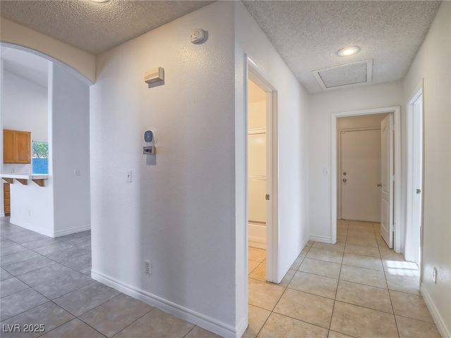 5525 Desert Valley Drive, Las Vegas, NV 89149