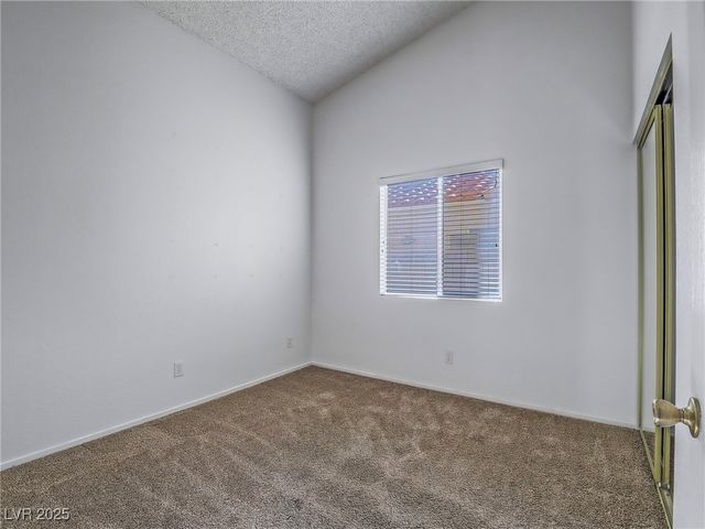5525 Desert Valley Drive, Las Vegas, NV 89149