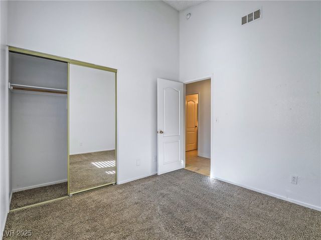 5525 Desert Valley Drive, Las Vegas, NV 89149