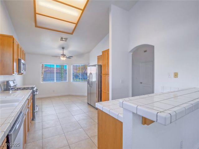 5525 Desert Valley Drive, Las Vegas, NV 89149