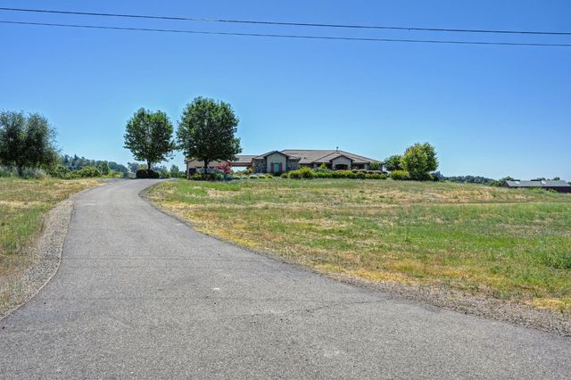 1787 English Colony Way, Penryn, CA 95663