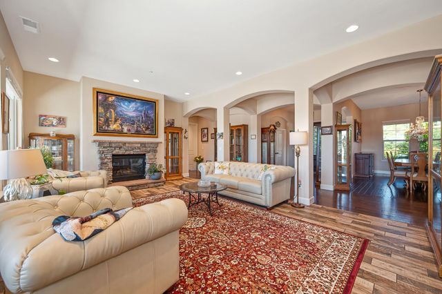 1787 English Colony Way, Penryn, CA 95663
