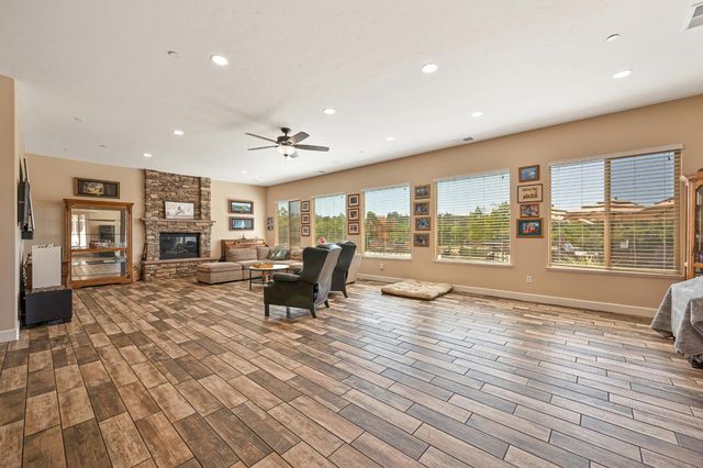 1787 English Colony Way, Penryn, CA 95663
