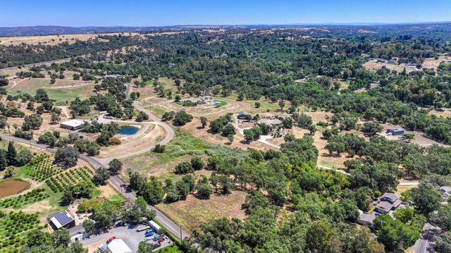 1787 English Colony Way, Penryn, CA 95663
